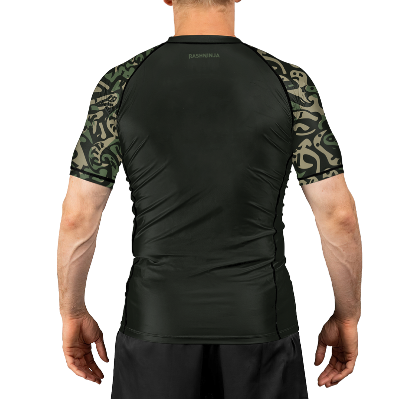 Rashninja Military Abstract Camouflage Men's Short Sleeve Rash Guard