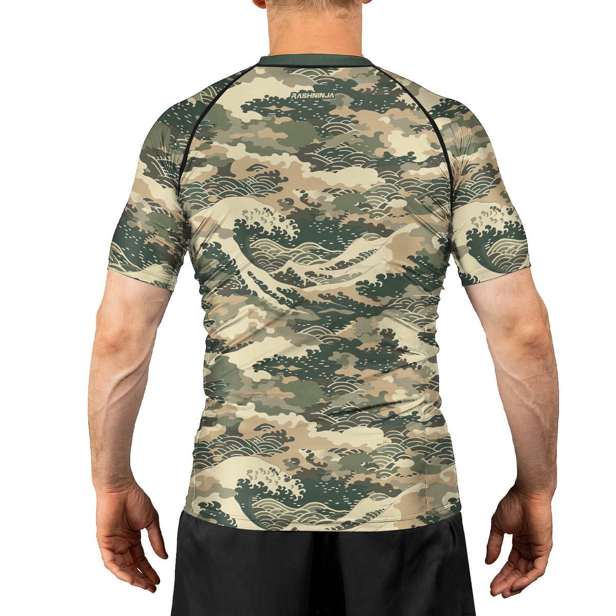 Rashninja Ocean Waves Camouflage Men's Short Sleeve Rash Guard