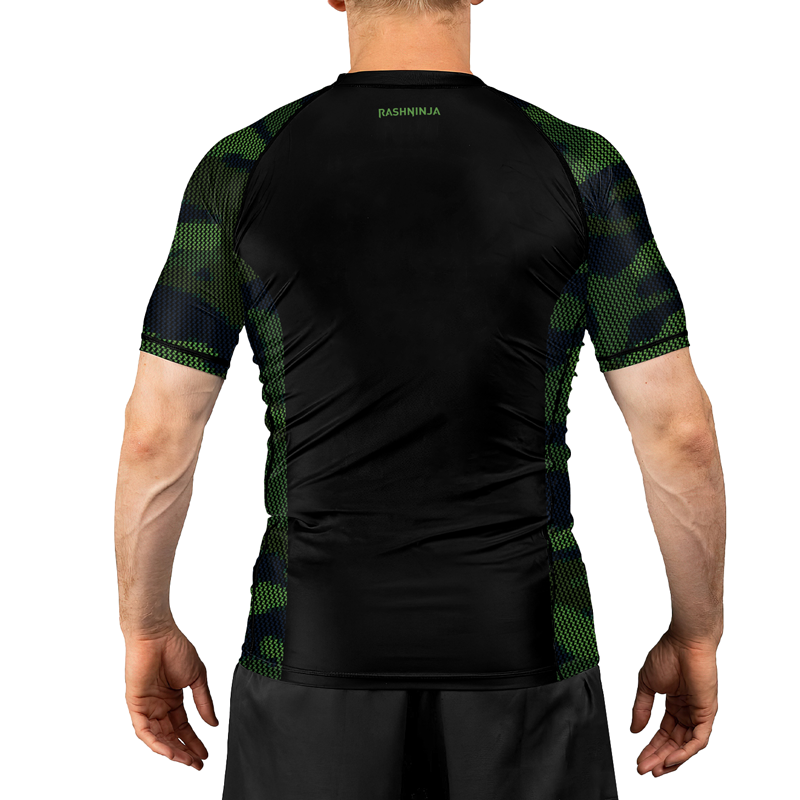 Rashninja Military Woodland Camouflage Men's Short Sleeve Rash Guard