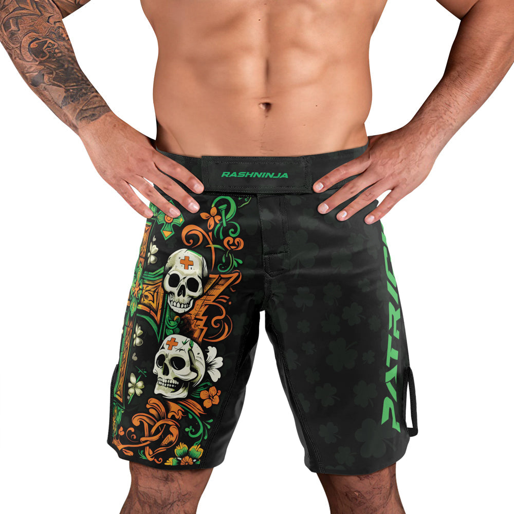 Rashninja Irish Skull Cross Shamrock Men's Fight Shorts