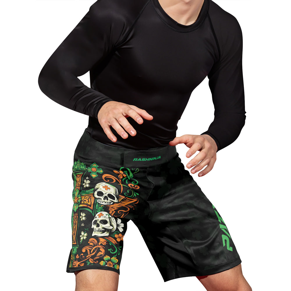 Rashninja Irish Skull Cross Shamrock Men's Fight Shorts